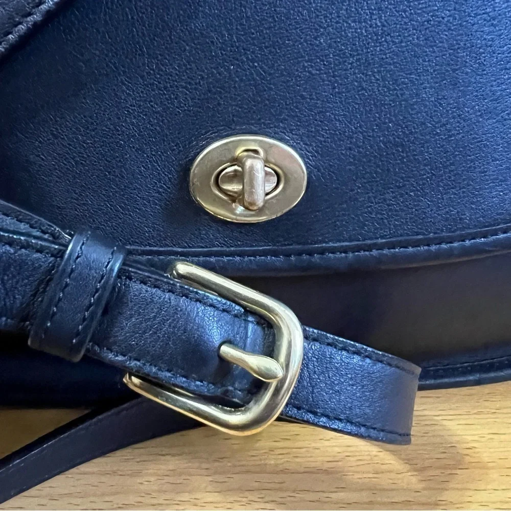 COACH | 9790 City Bag (2005)